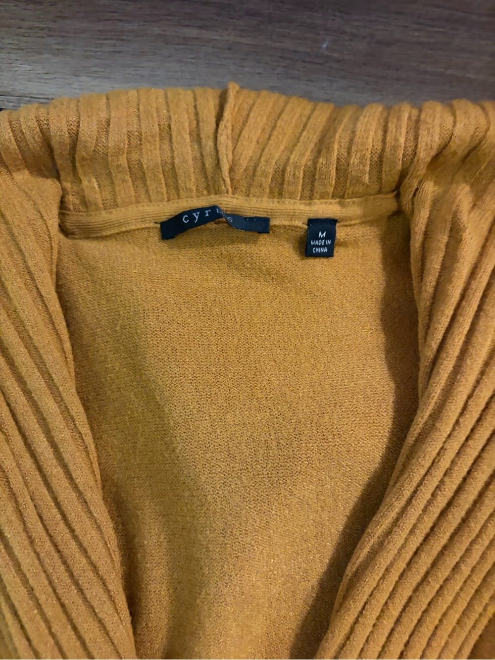 NWT CYRUS Women's Mustard Yellow Hooded Cardigan Sweater Pockets - M - Picture 4 of 4